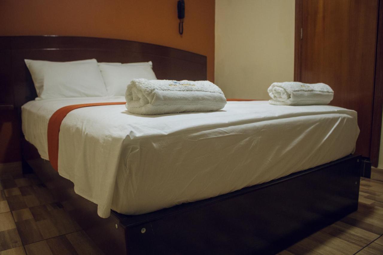 Hotel Real Chimbote Extérieur photo
